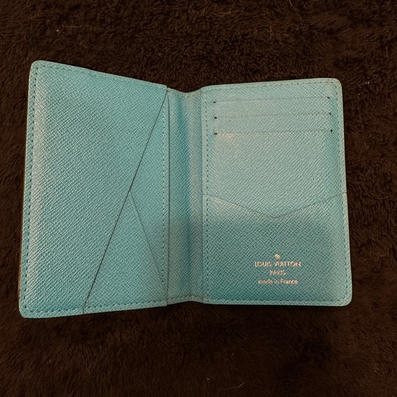 Louis Vuitton Tri Fold - Picture 3 of 8